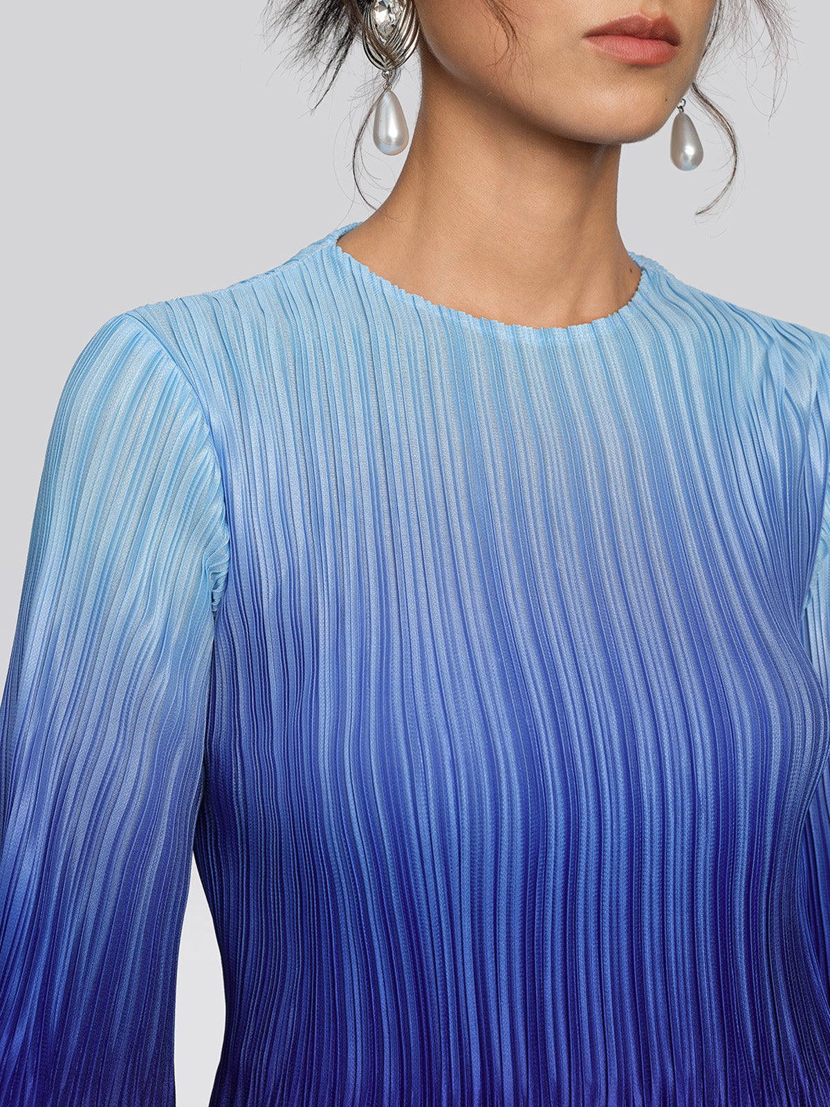 Pleated High-Waisted Gradient Set