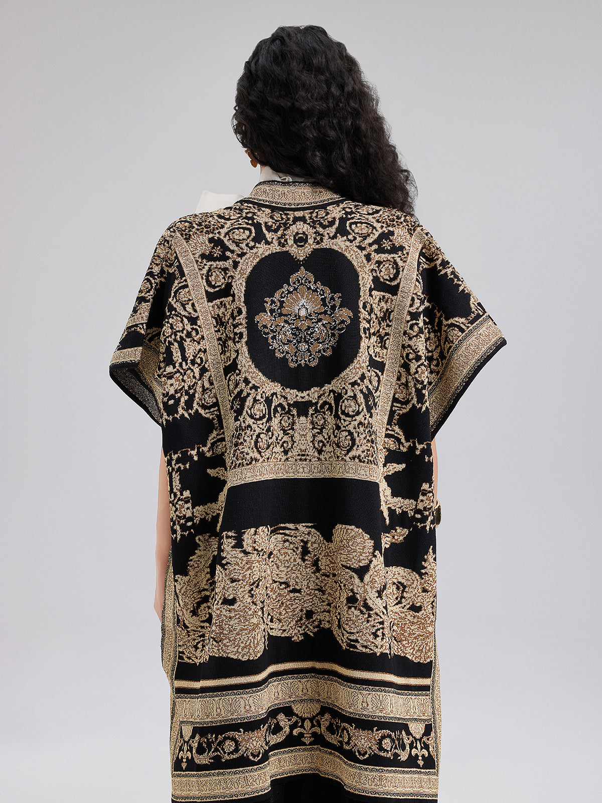 Final Sale | Regal Knit Jacquard Cardigan