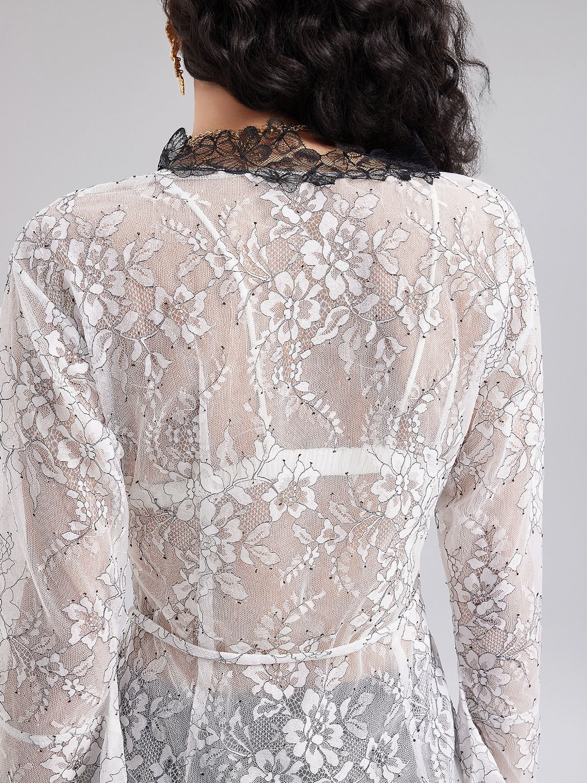 Two-Tone Lace V-neckline Shirt