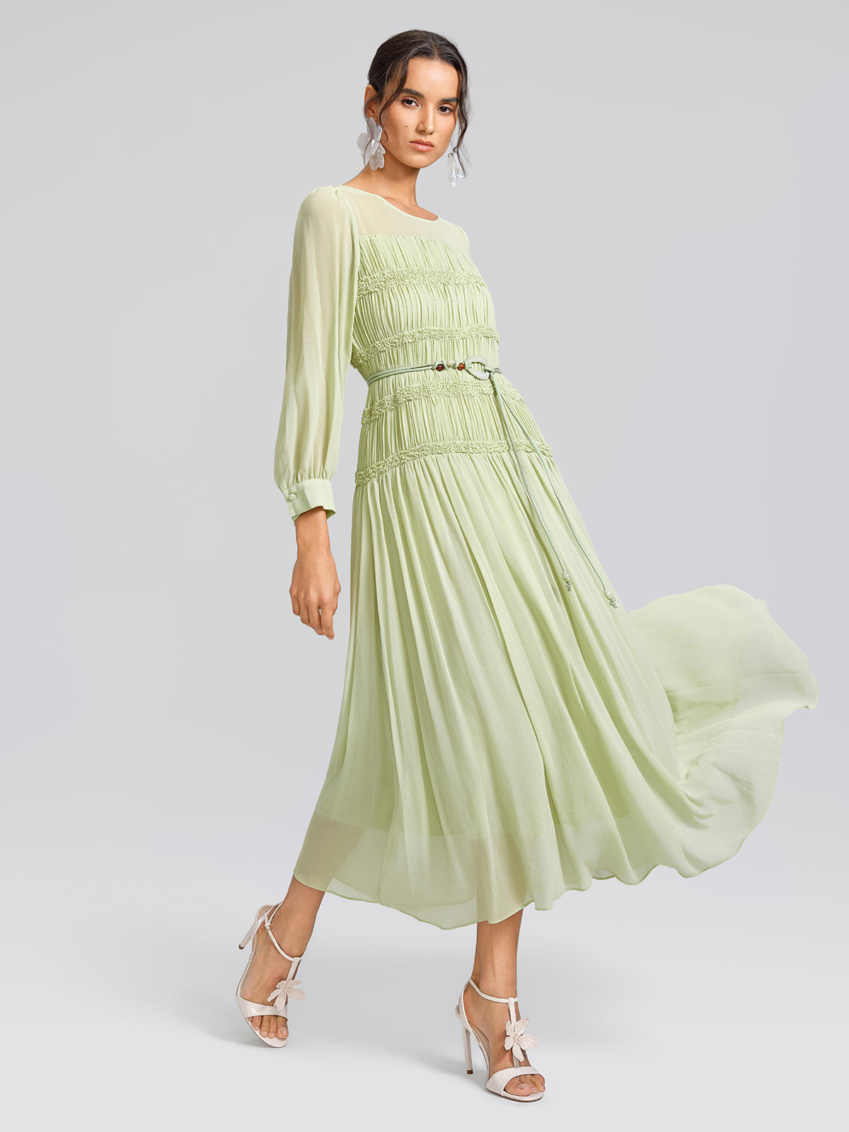 Women's Smocked Pleated Light Green Spring Summer Maxi Dress, Light Green / M