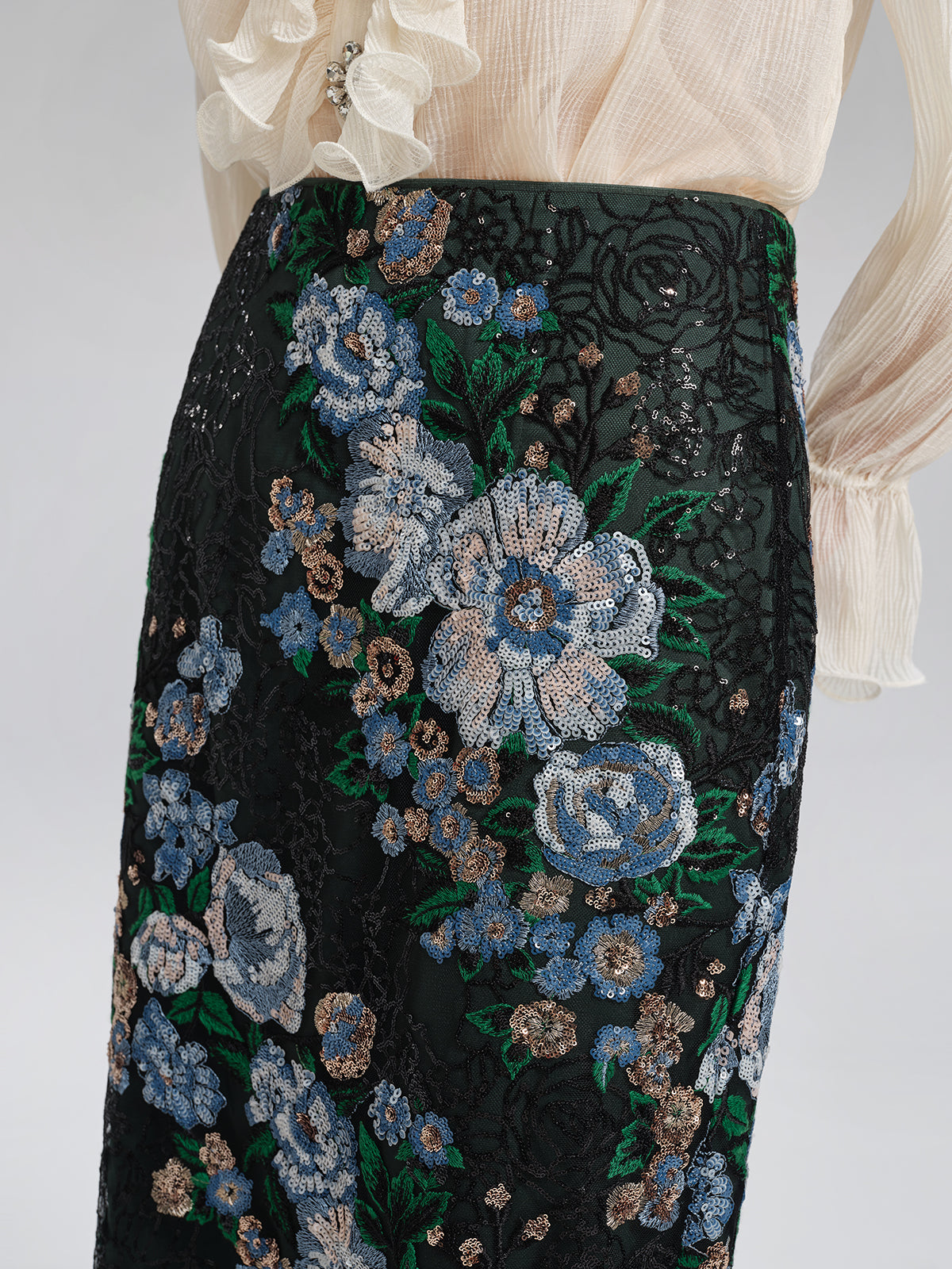 Sequin Lace-Trim Elastic-Waist Skirt