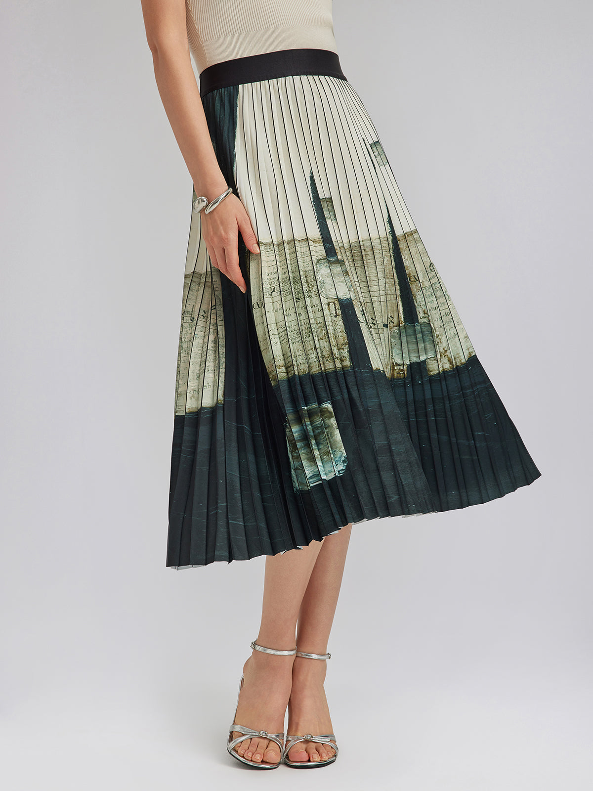 Artfully Pleated Elastic Waist Skirt