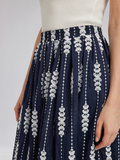Intricate Wheat-Ear Embroidered Cutout Skirt