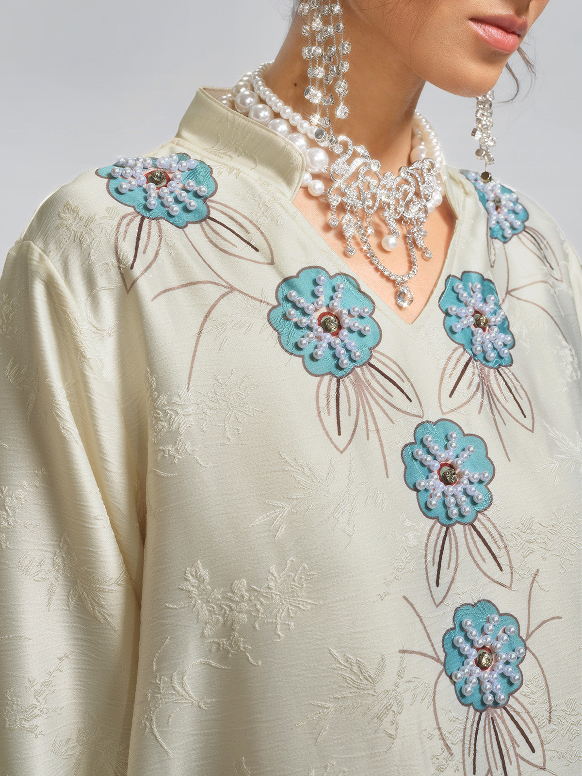 Pearl-Embellished Floral V-Neck Relaxed Dress