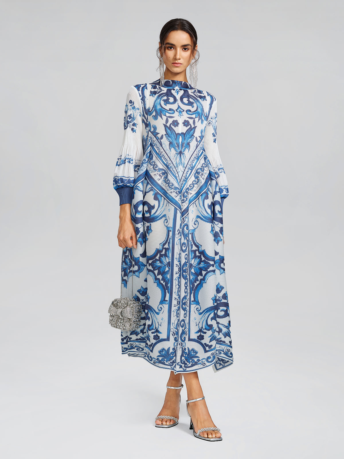 Porcelain-Inspired Pleated Pattern Maxi Dress