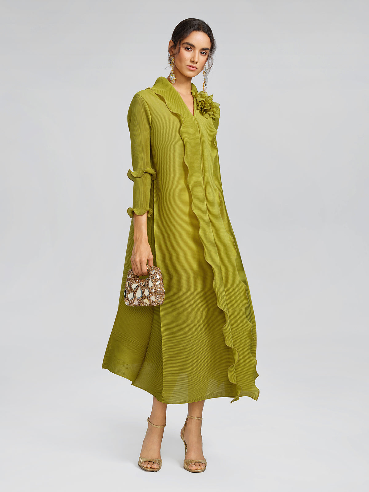 Ruffle Pleated Floral Brooch 3/4-Sleeve Gown