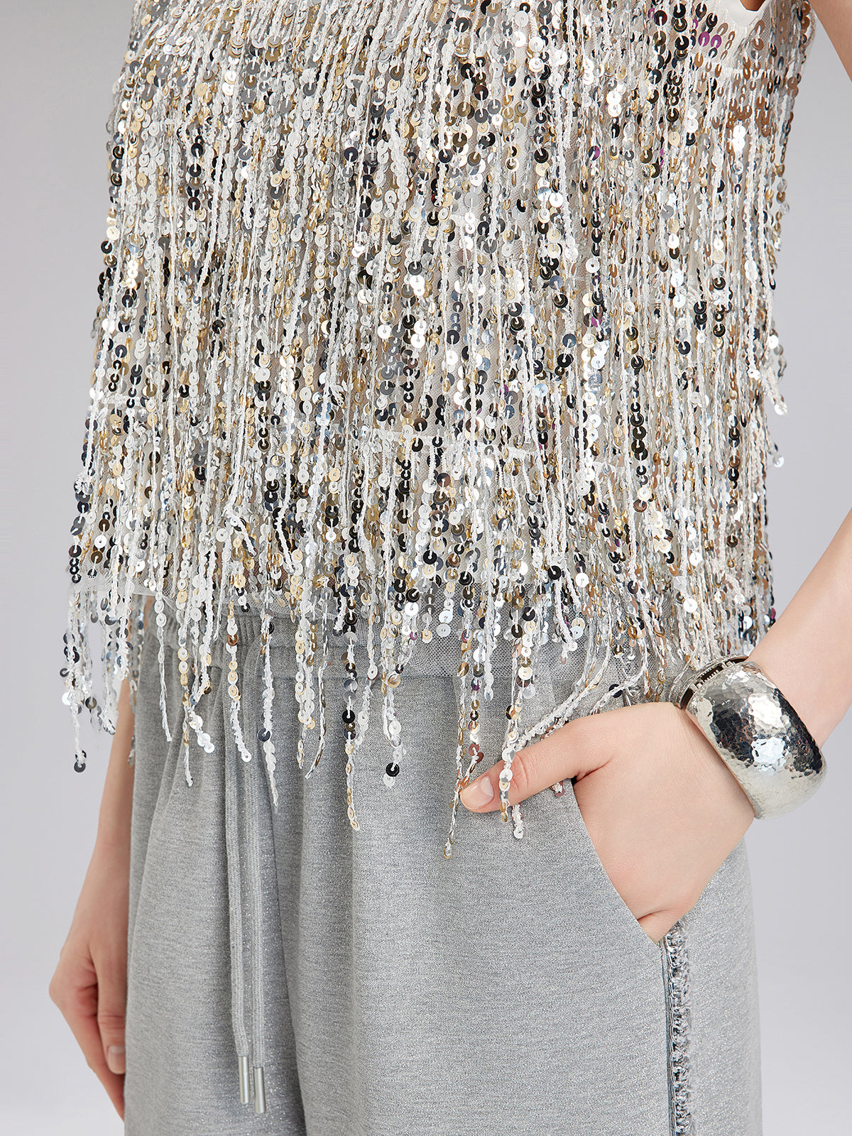 Tassel Sequin Embroidered V-Neck Vest