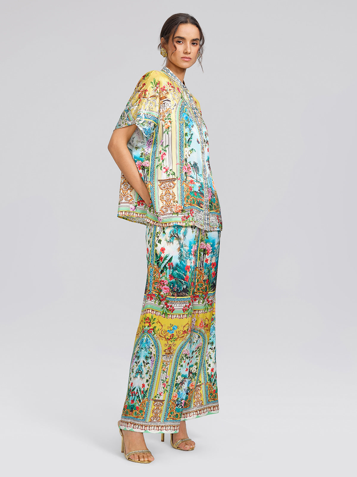 100% Silk Rhinestone Romantic Manor Print Blouse