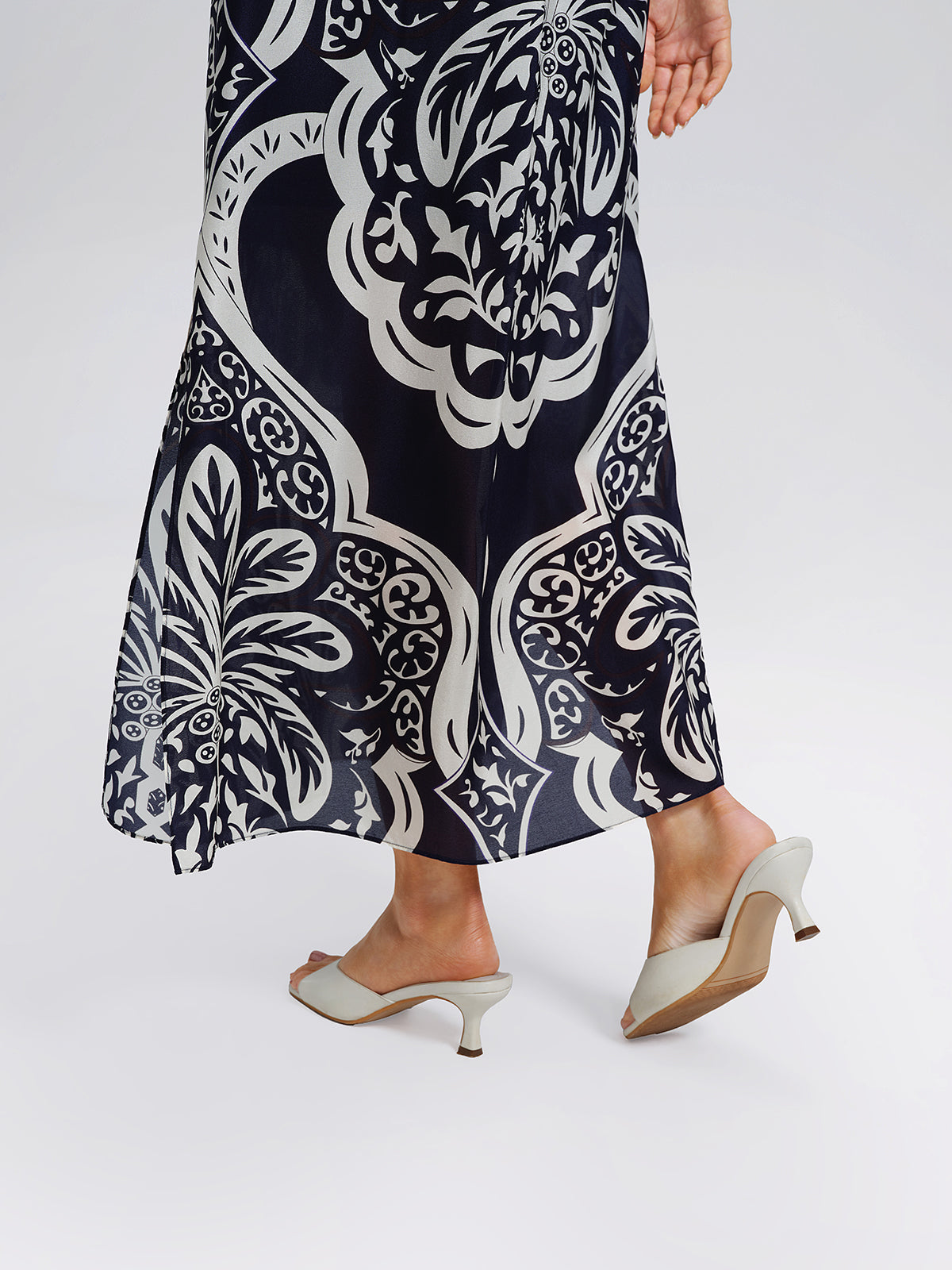 Silk Ethnic-Inspired Paisley Print Elastic Waist Skirt