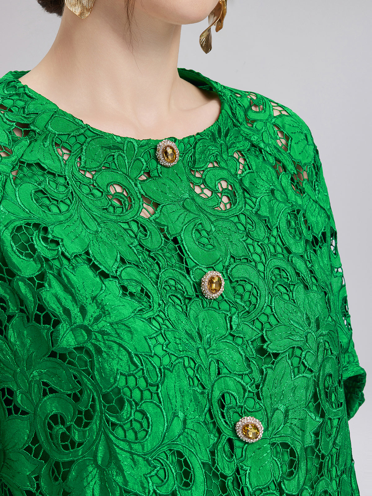 Lace Appliqué Jewel-like Buttons Emerald Top