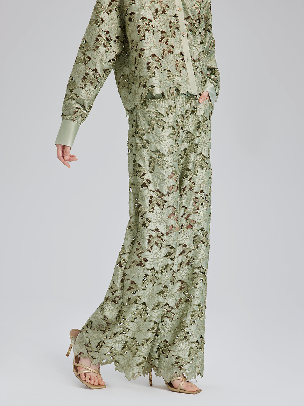 Studded Floral Cutwork Embroidery Set