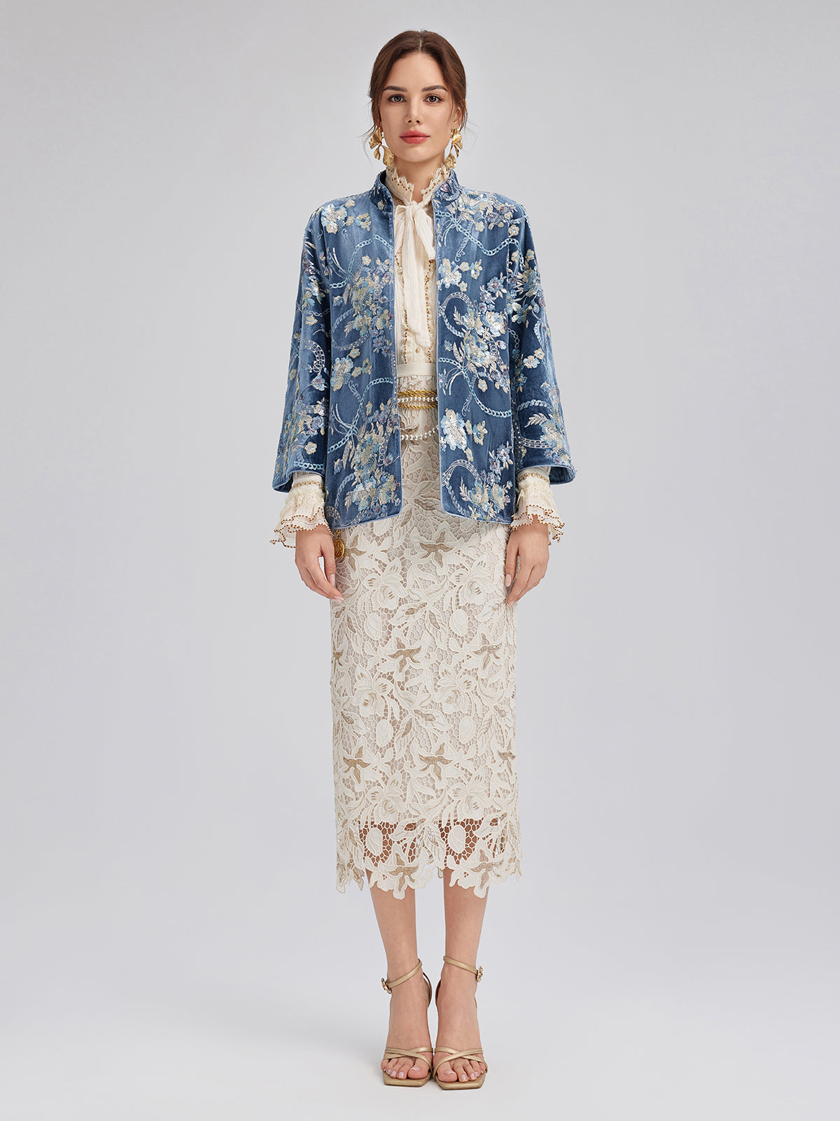 Floral Sequin Embroidered 3/4 Sleeve Velvet Jacket