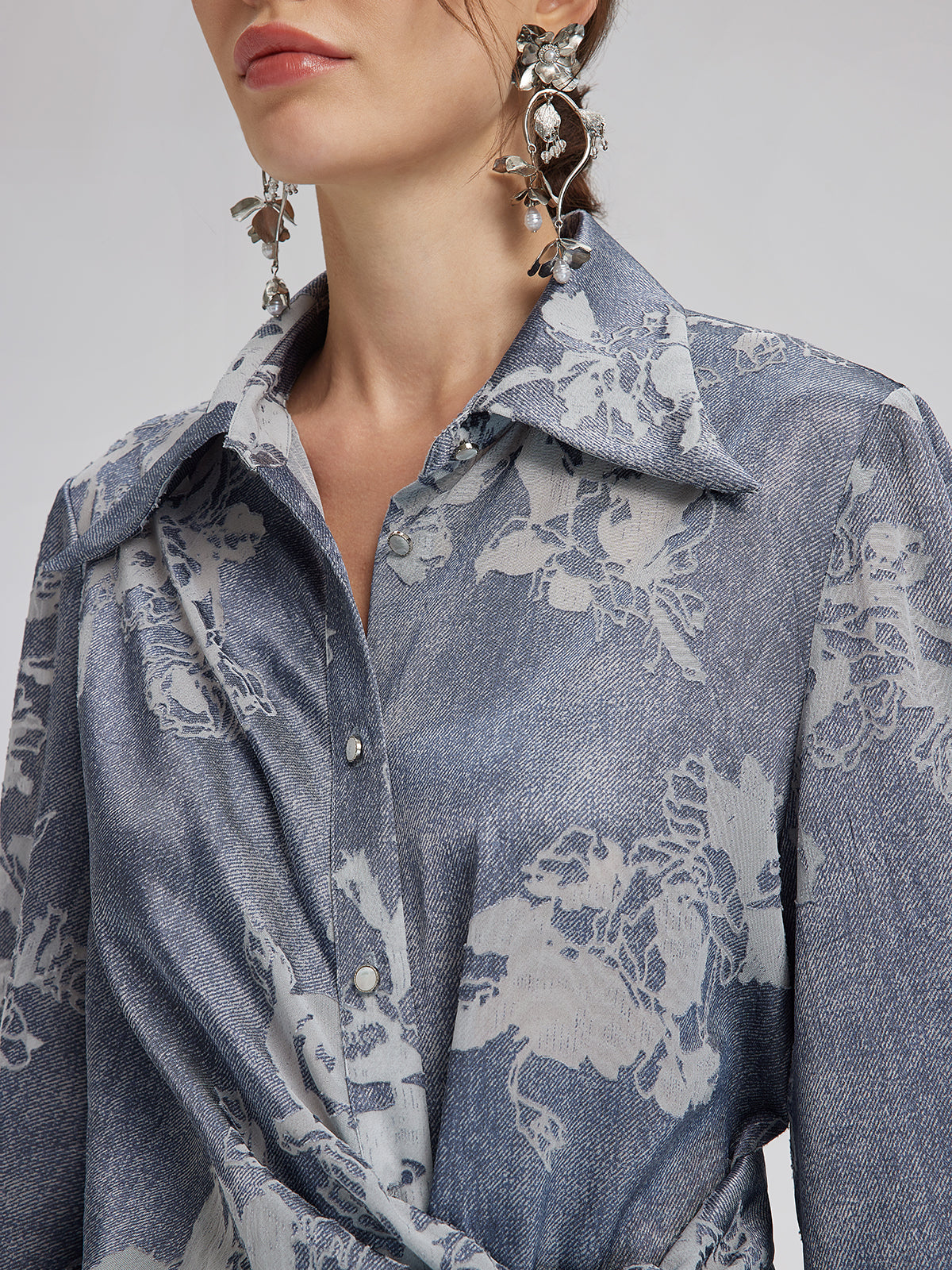 Final Sale | Burnout Floral Tie-Front Shirt