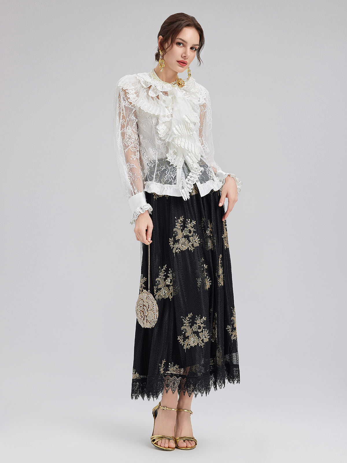 Vintage Court-Inspired Embroidered Lace Top