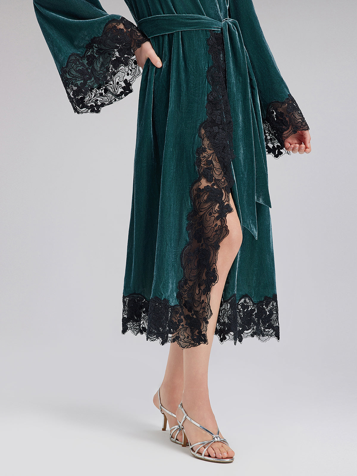 Elegant Black Lace Trim Robe Dress