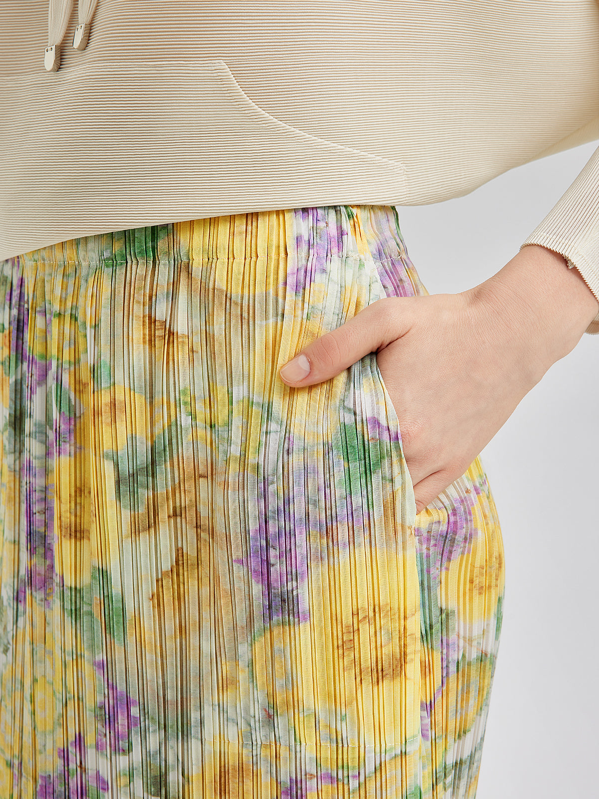 Elegant Floral Pleated Fringe Skirt