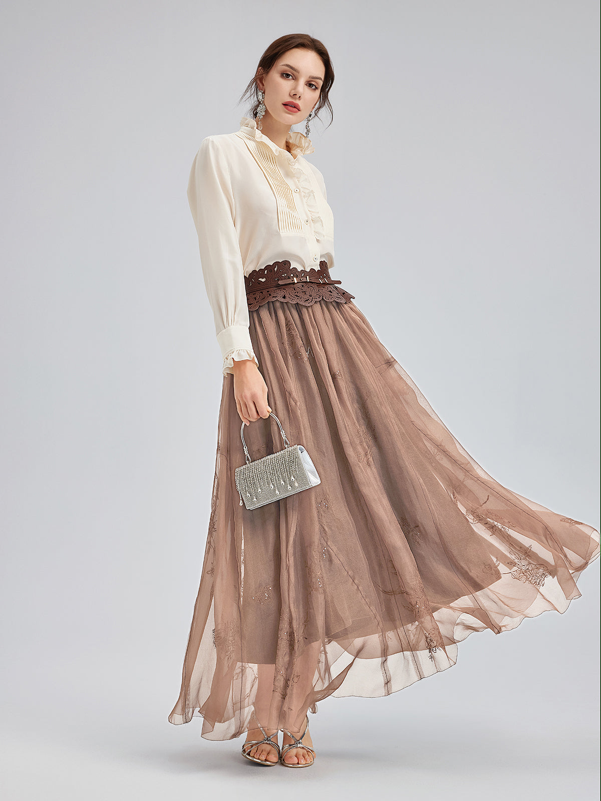 Classic Art Embroidered A-Line Skirt